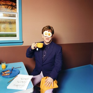 DAVID LACHAPELLE Elton John: Egg On His Face, NewYork, 1999 ©David LaChapelle