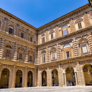 Guarda come vestivamo - Firenze: Riapre il Museo della moda e del costume