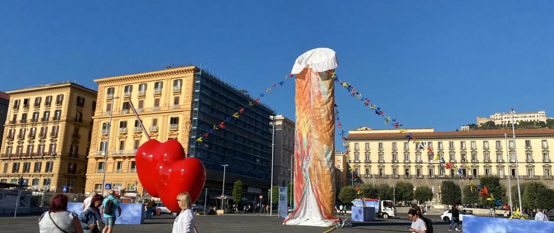 A voi Pulcinella • Gaetano pesce a Napoli